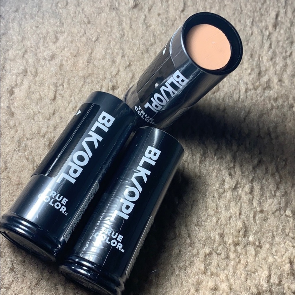 Stick foundation